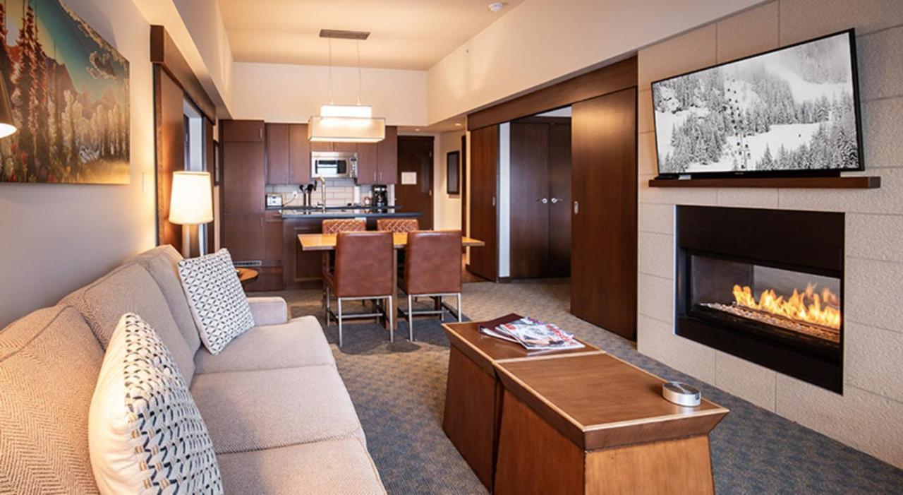 Aparthotel Evolution Whistler Extérieur photo