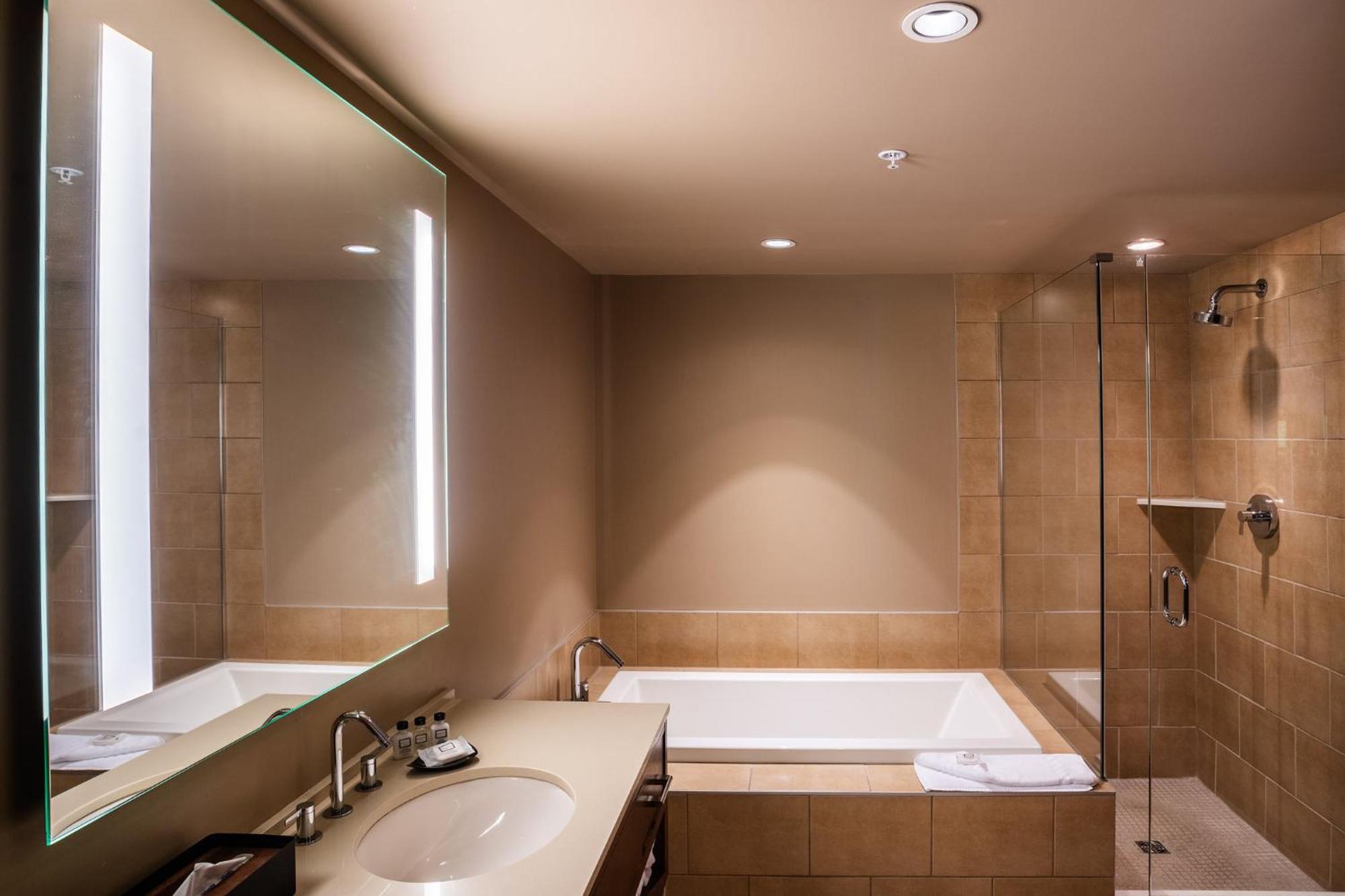 Aparthotel Evolution Whistler Extérieur photo